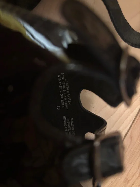 Seychelles Shiny Black Patent Triple-Strap Block Heel Sandals - Picture 4 of 6